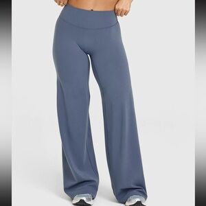 SoftMotion™ Straight Leg Bottoms I
Granite Blue